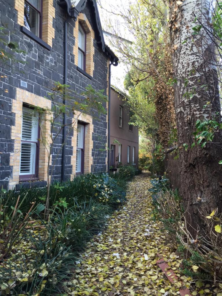 Garden Cottage St Kilda photo 1