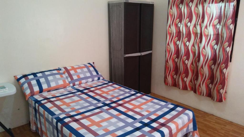 Двухместный (Стандартный двухместный номер с 1 кроватью), Budget Studio Unit in Makati