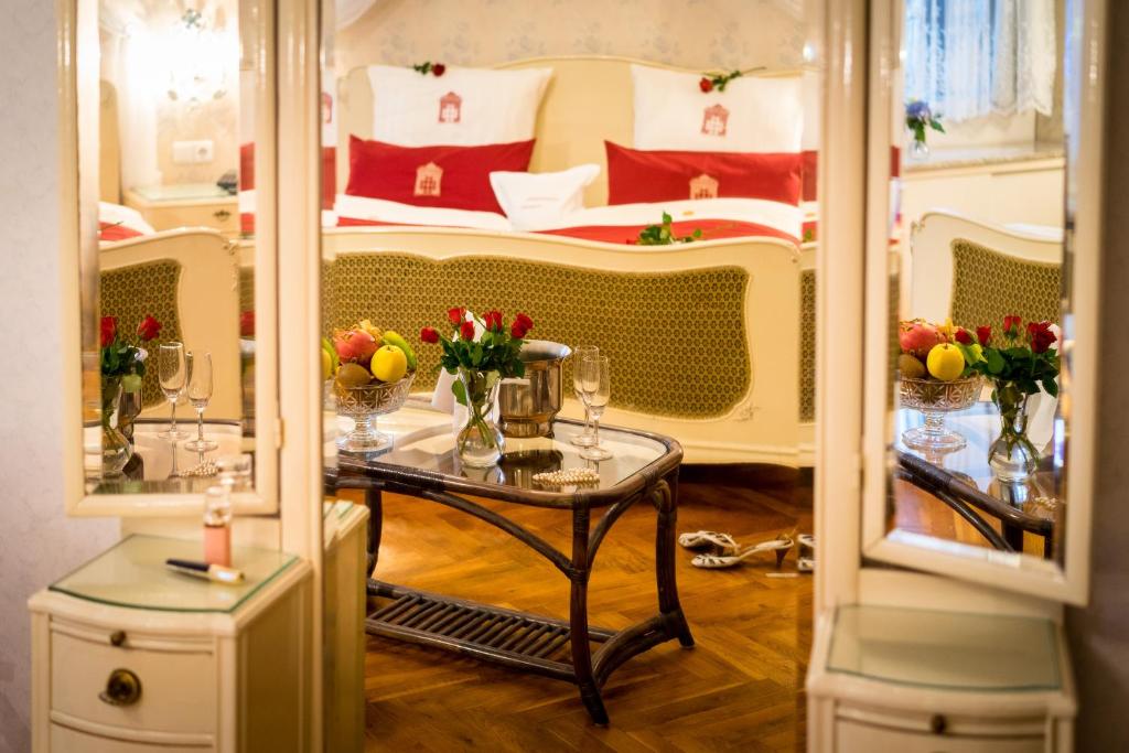 Romantik Hotel Deutsches Haus photo 3