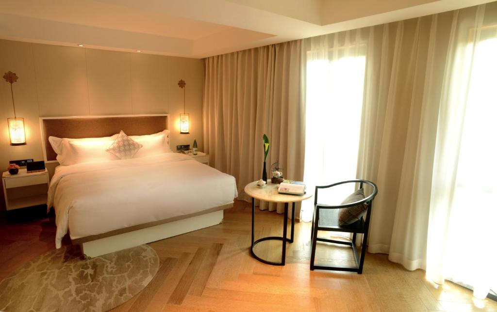 LN Hotel Five photo 4
