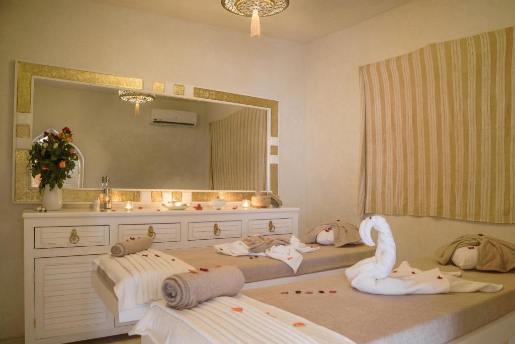 Двухместный (Улучшенный двухместный номер с 1 кроватью), Palais Blanc Riad