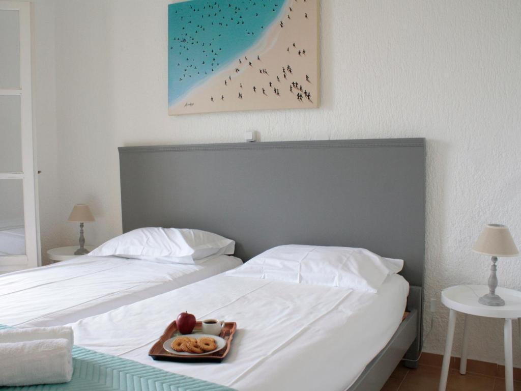 Pella in Istron photo 4