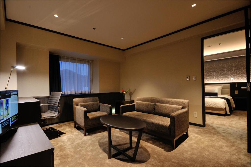 ANA Crowne Plaza Matsuyama, an IHG Hotel photo 3
