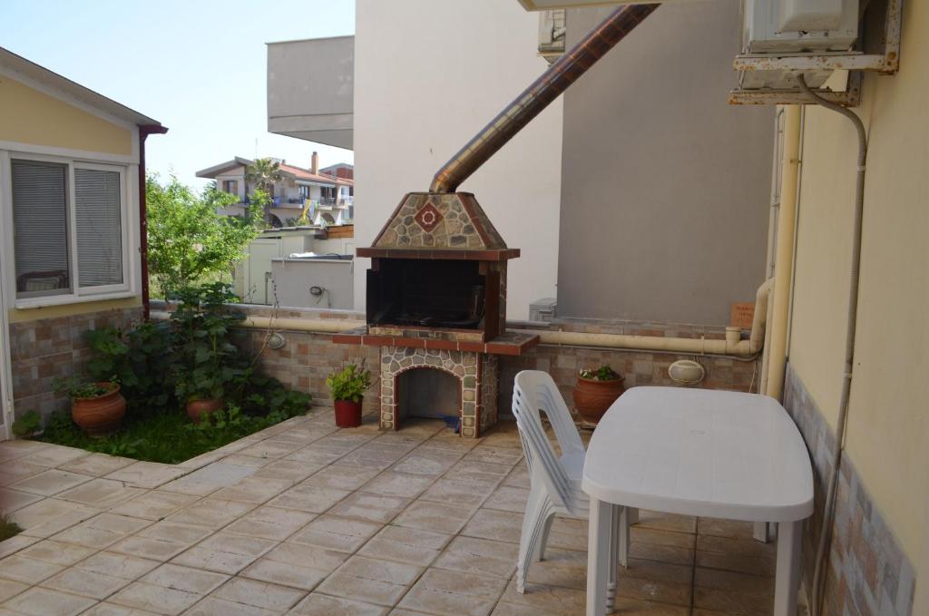 Irini Apartments photo 2