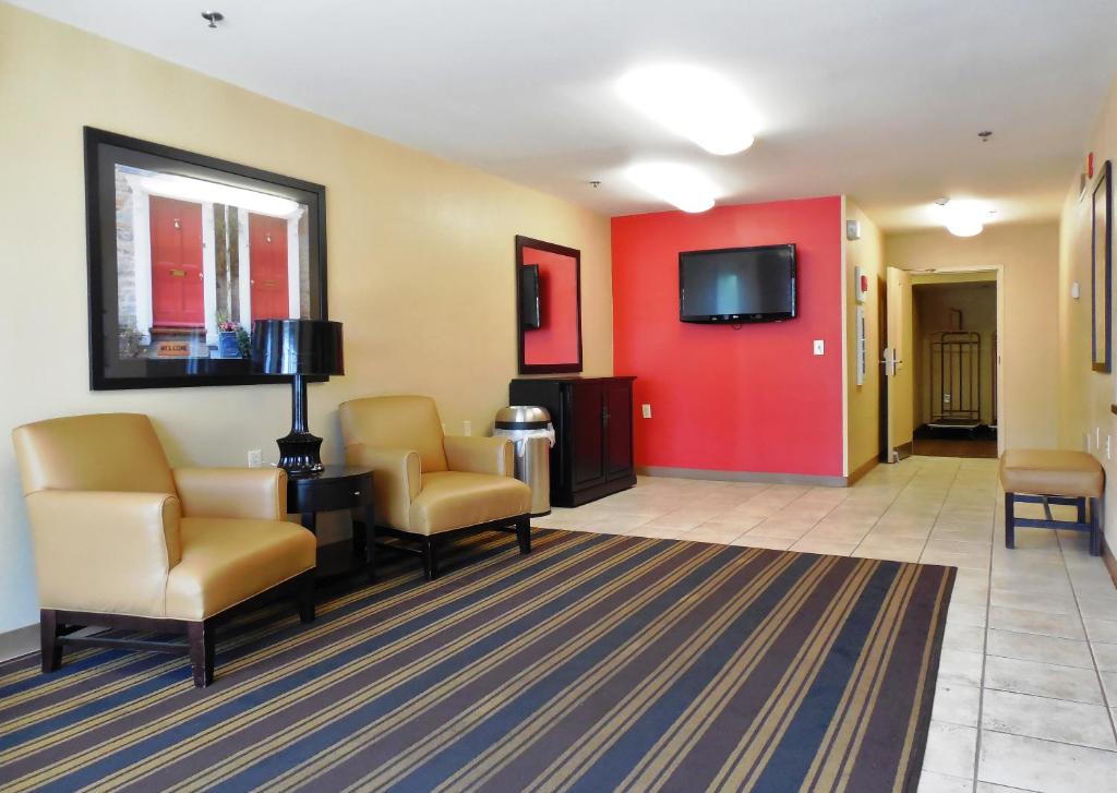 Extended Stay America Suites - Charleston - Northwoods Blvd photo 1