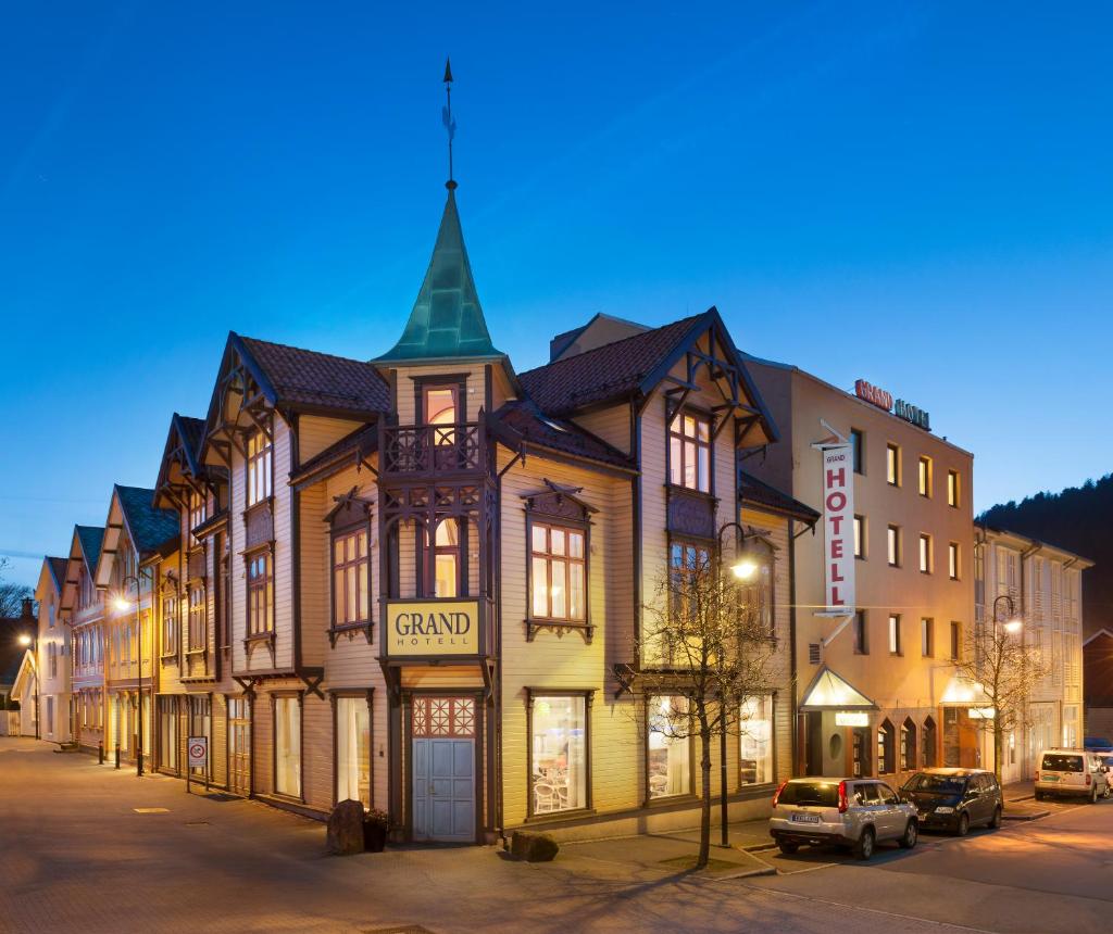 Grand Hotel Egersund photo 1