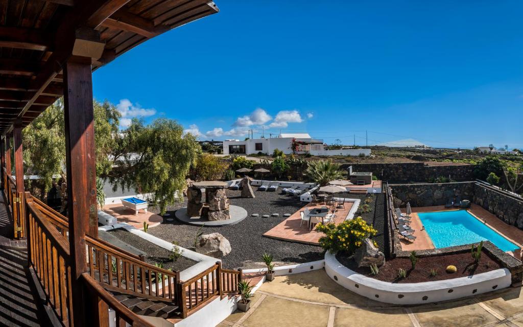 Villa Alcalde photo 4