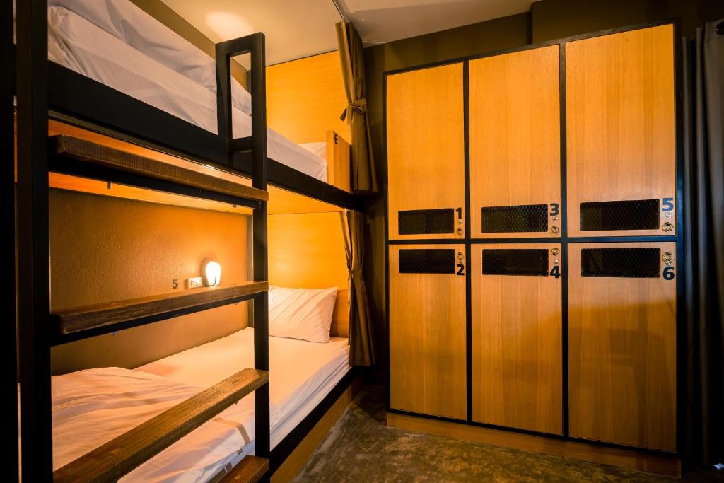 Номер (Кровать в общем 6-местном номере для мужчин и женщин), Seacation Krabi