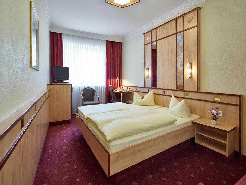 Двухместный (Двухместный номер «Комфорт» с 1 кроватью), Hotel Alfa Zentrum