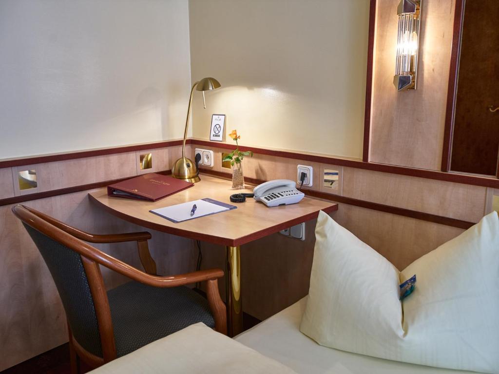 Трехместный (Трехместный номер «Комфорт»), Hotel Alfa Zentrum