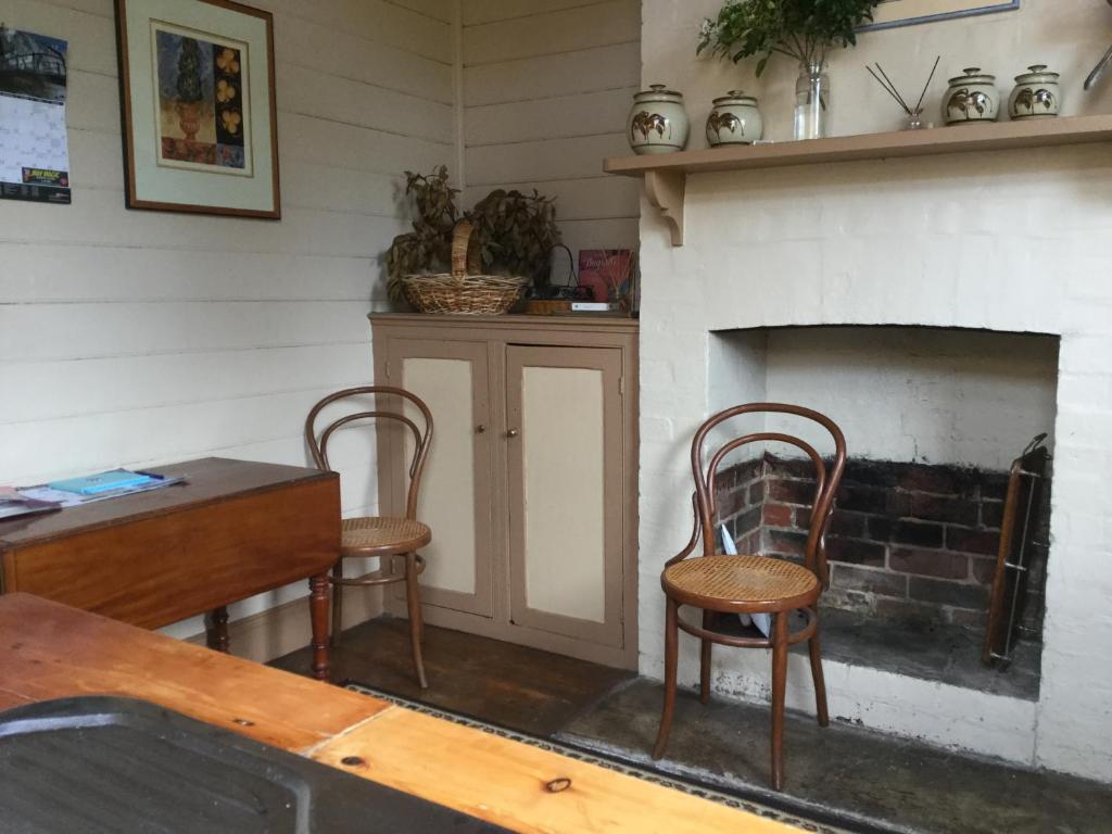 Albion Cottage photo 4