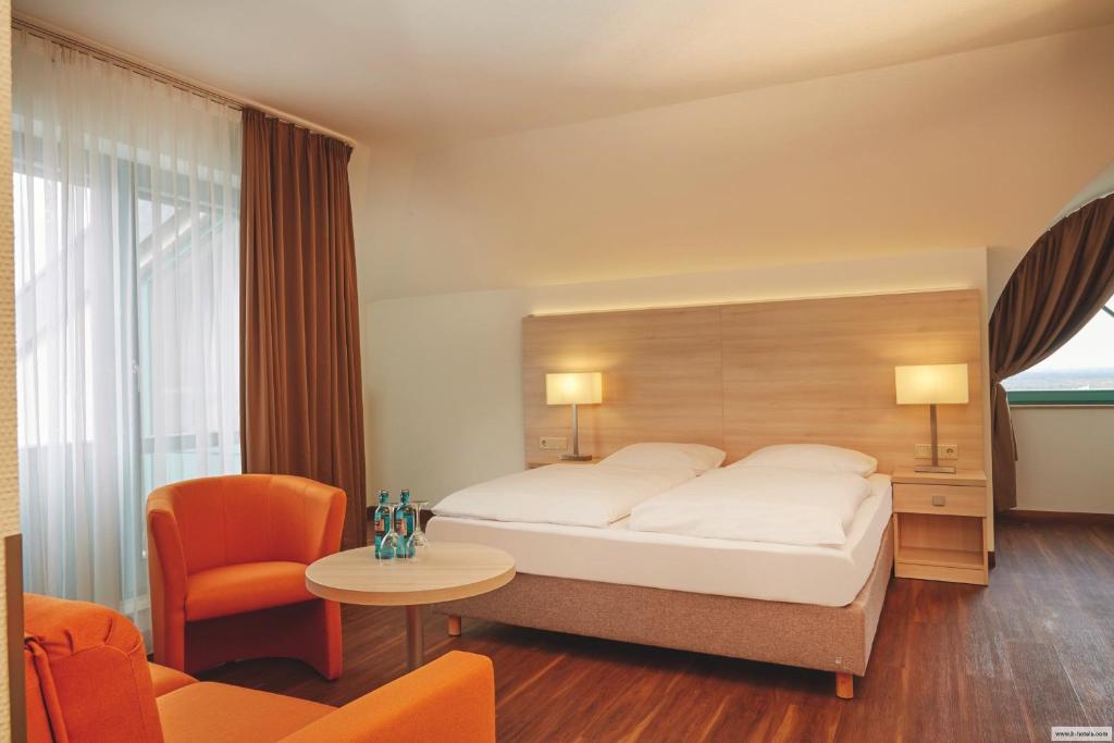 Двухместный (Двухместный номер Делюкс с 1 кроватью), H+ Hotel Limes Thermen Aalen