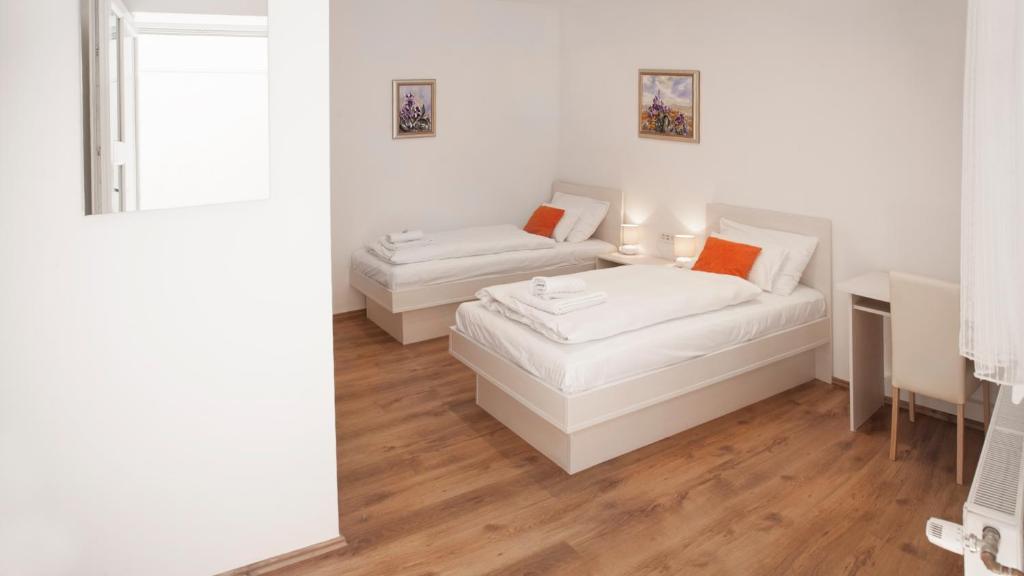 Двухместный (Двухместный номер с 2 отдельными кроватями), Rooms Lidija