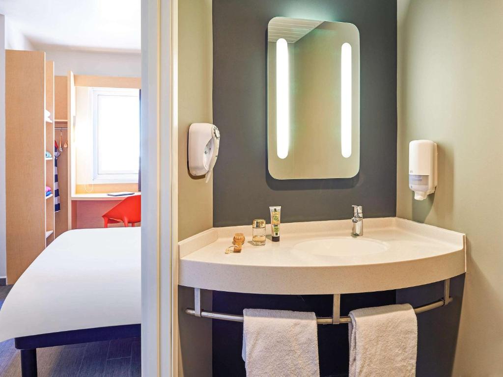 IBIS LOS MOCHIS Room Type - Standard Twin Room