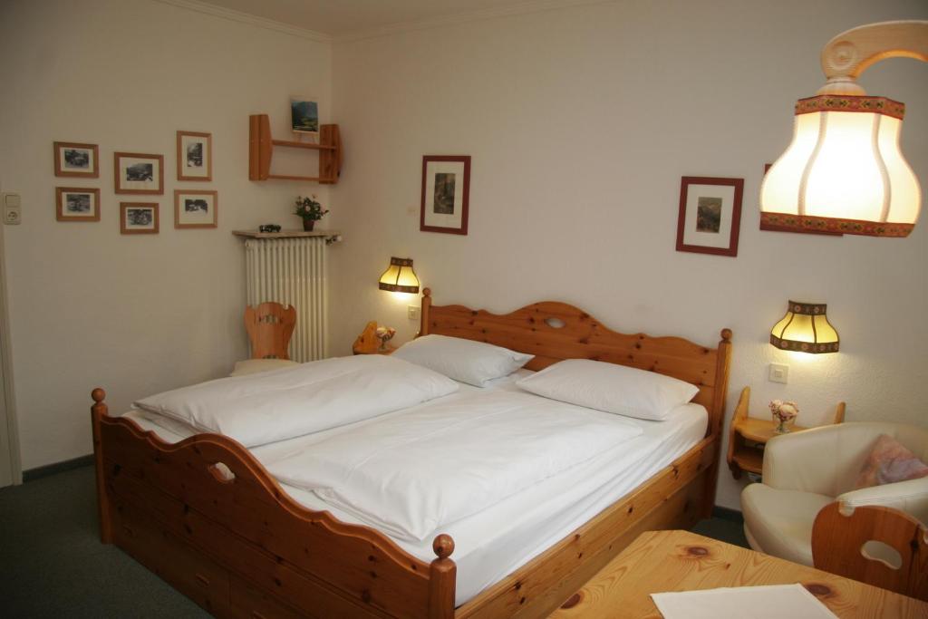 Landhotel Herzogstand Garni photo 3