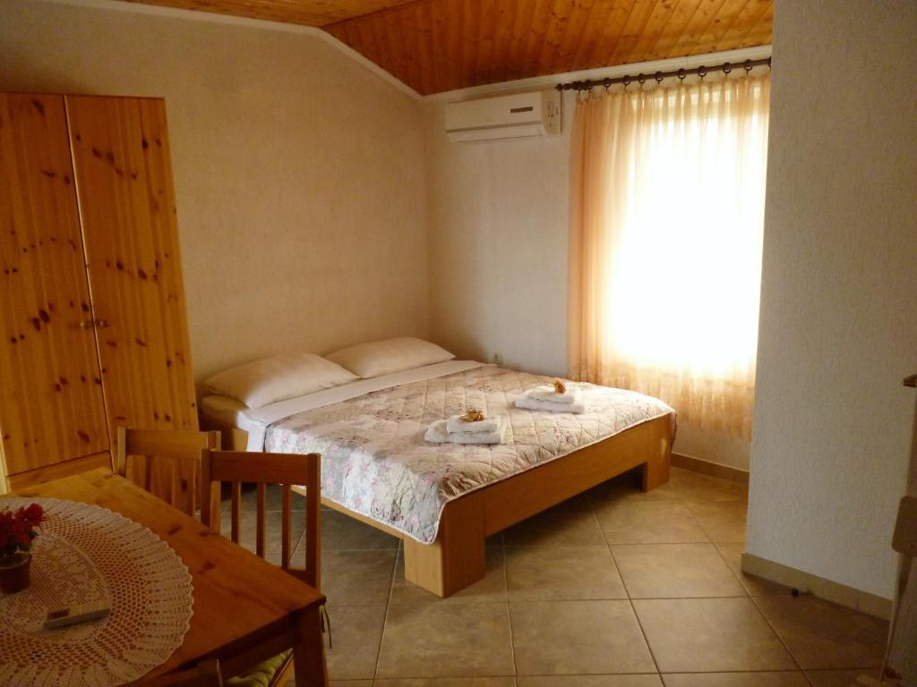 Studio apartments Matos photo 3