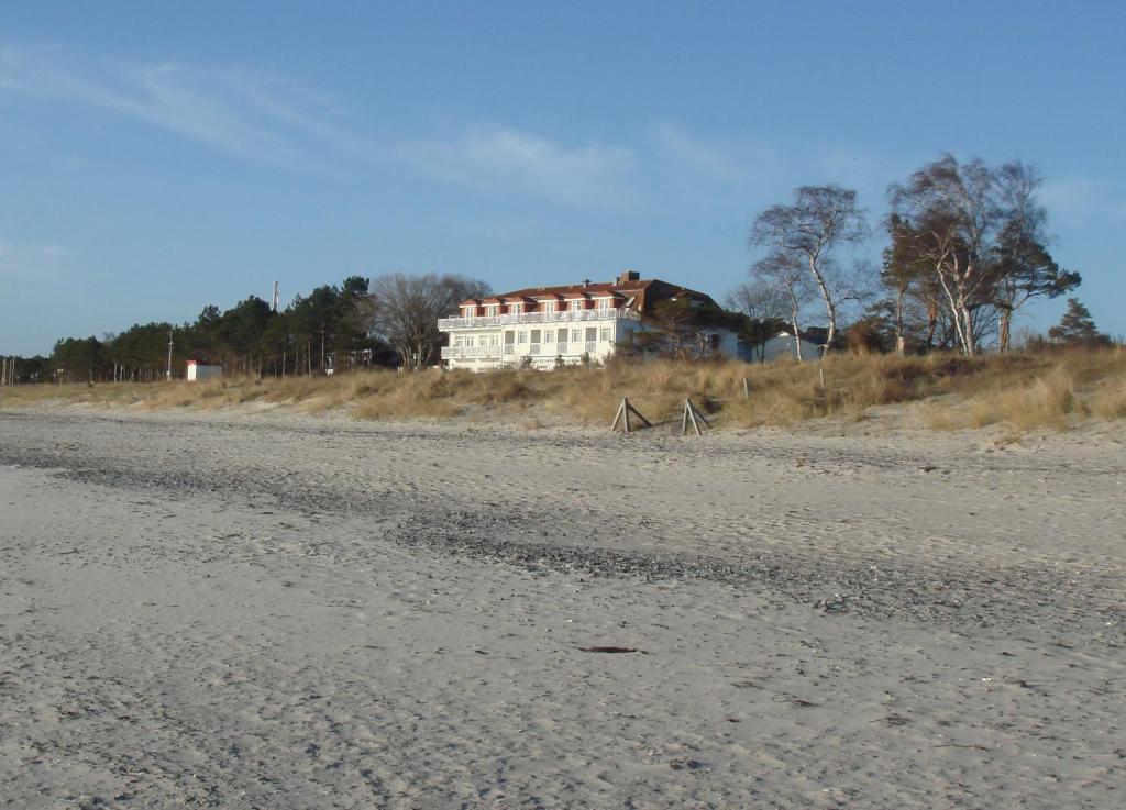 Strandhotel Dünenhaus photo 2