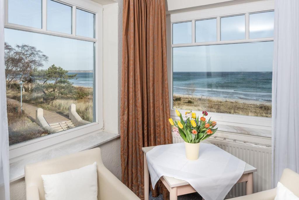 Strandhotel Dünenhaus photo 4