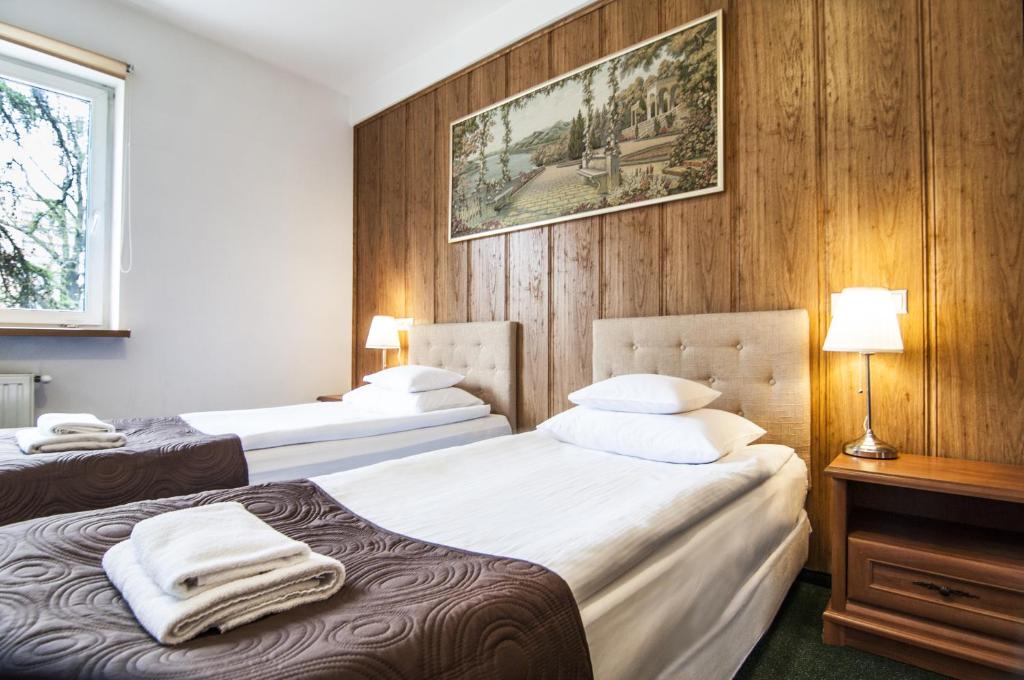 Двухместный (Двухместный номер с 2 отдельными кроватями), Hotel Artur