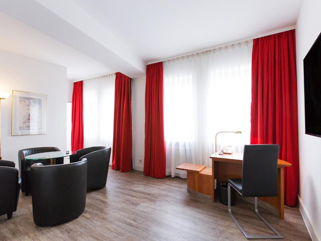 Сьюит (Люкс), DORMERO Hotel Dresden Airport
