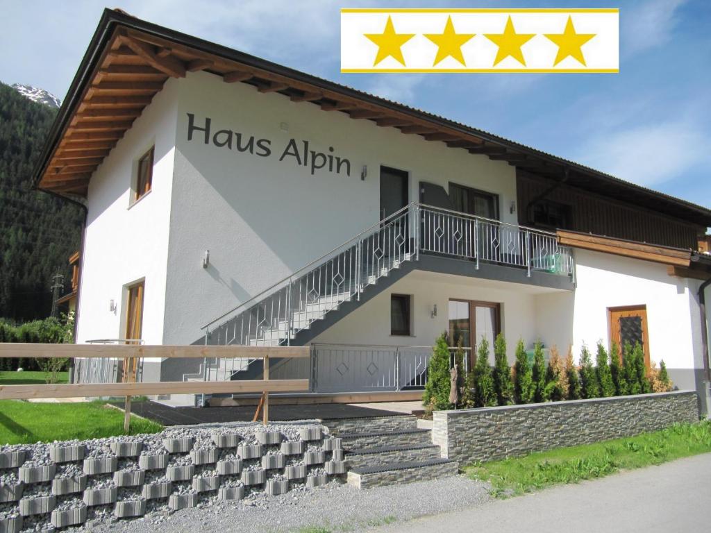 Haus Alpin Apartments photo 3