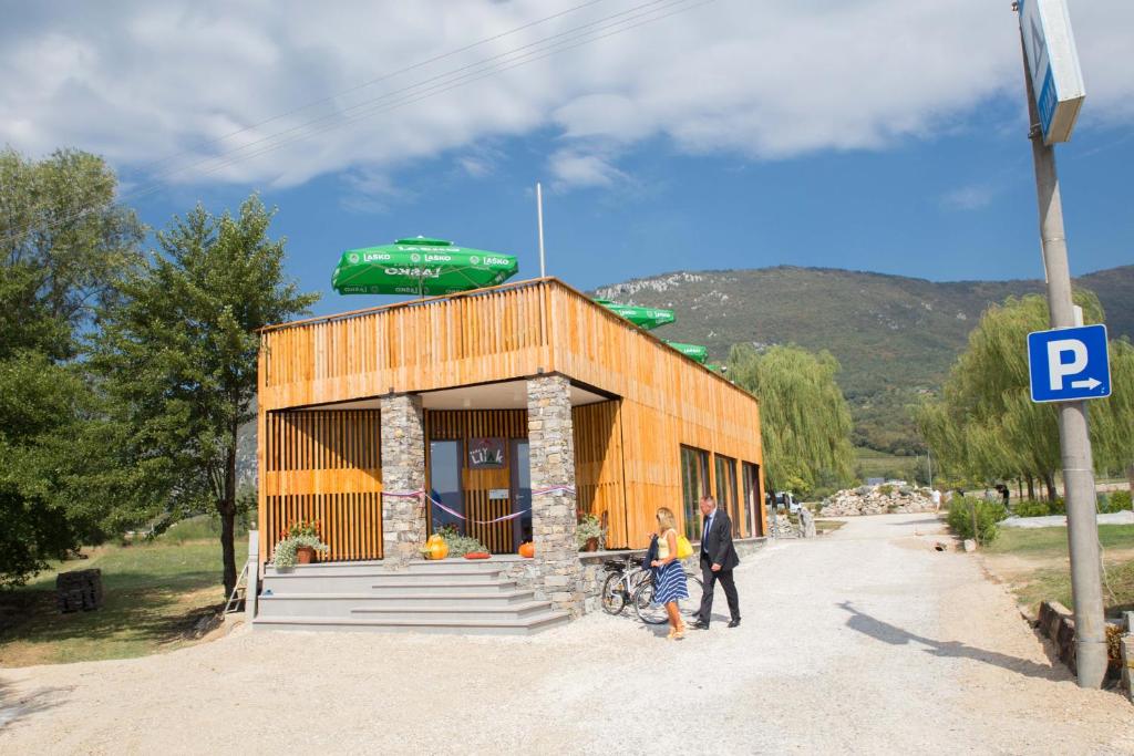 Mobilehouse & Camping Lijak photo 1