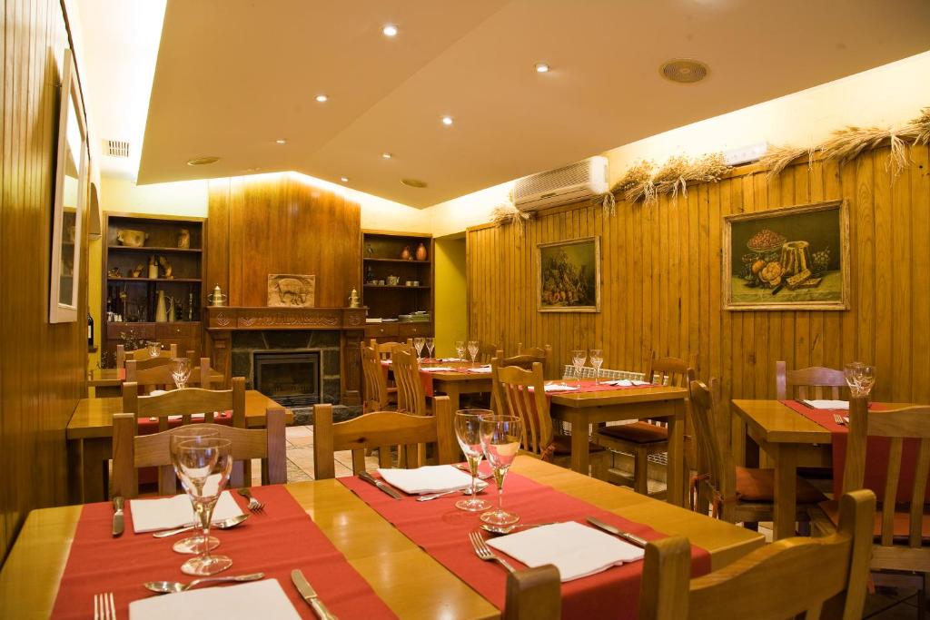 Hostal Rural Salazar photo 3