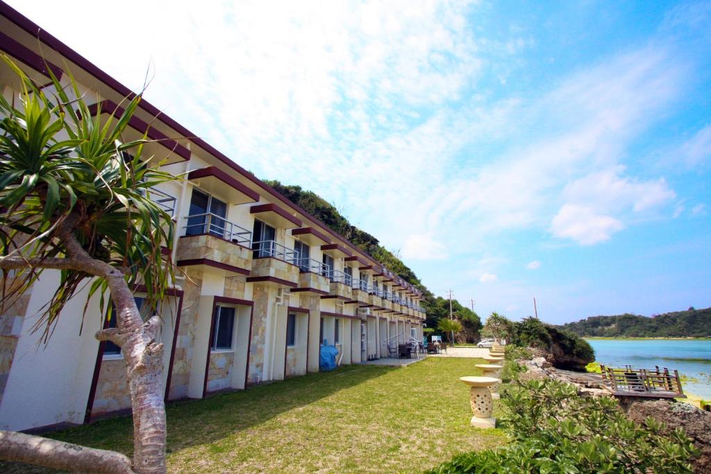 Hotel Oceans Nakijin photo 1