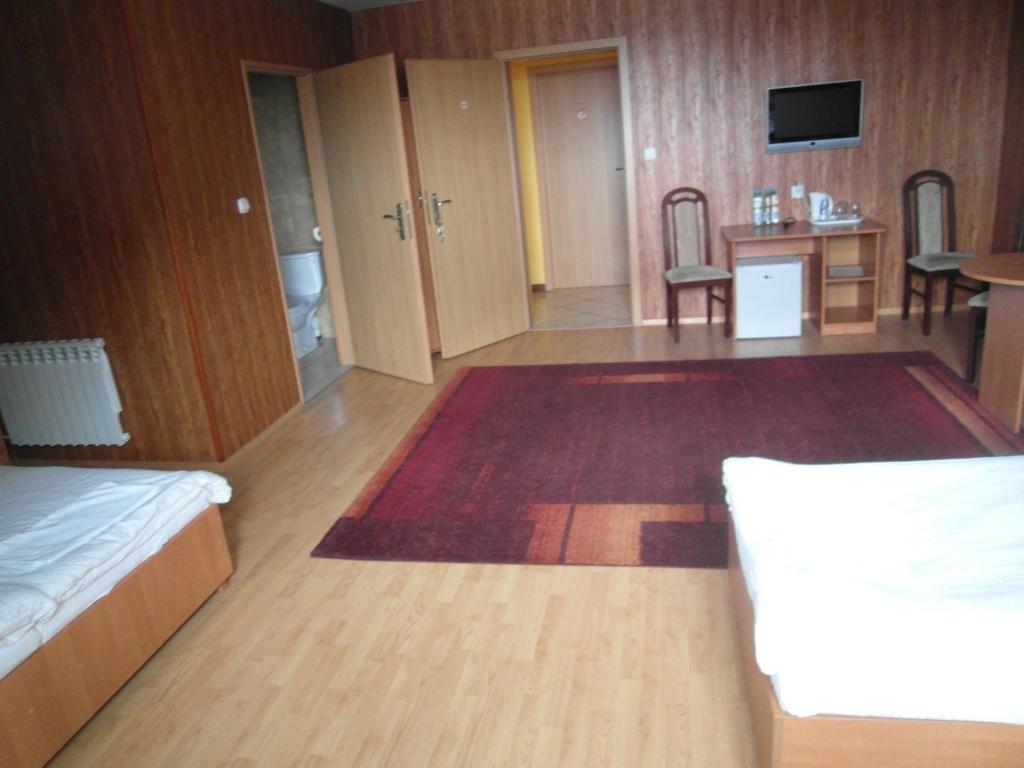 Pomorska Zajazd Restauracja photo 1