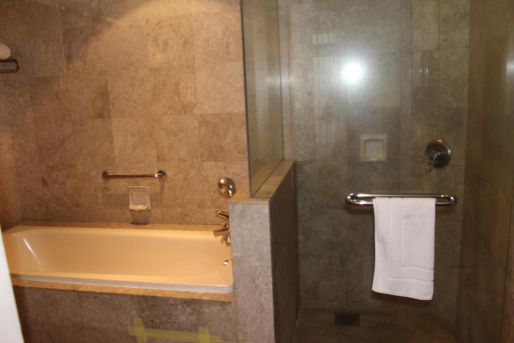 Сьюит (Суперлюкс с 2 спальнями), KL Super Suite at Times Square