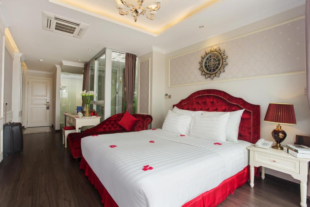 Сьюит (Представительский люкс), Luxury Old Quarter Hotel