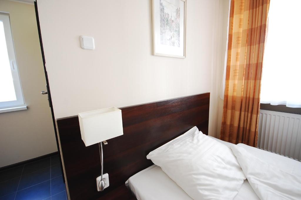 Одноместный (Одноместный номер с ванной комнатой), Hipnotic Hostel