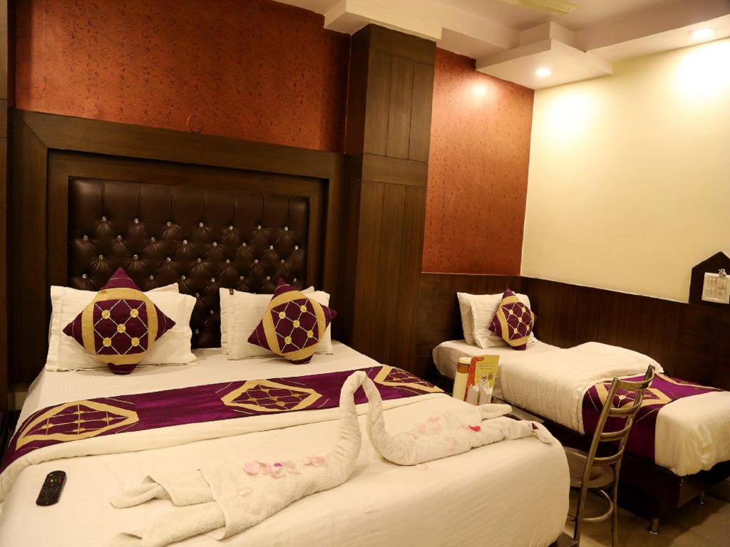Трехместный (Трехместный номер Делюкс), Hotel Shivam International
