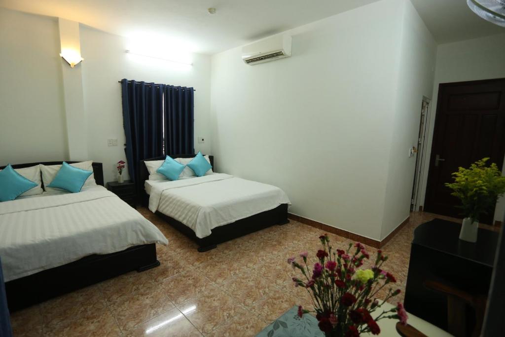 Четырехместный (Номер Делюкс с 2 кроватями размера «queen-size»), DaNa Home Hotel - Apartment