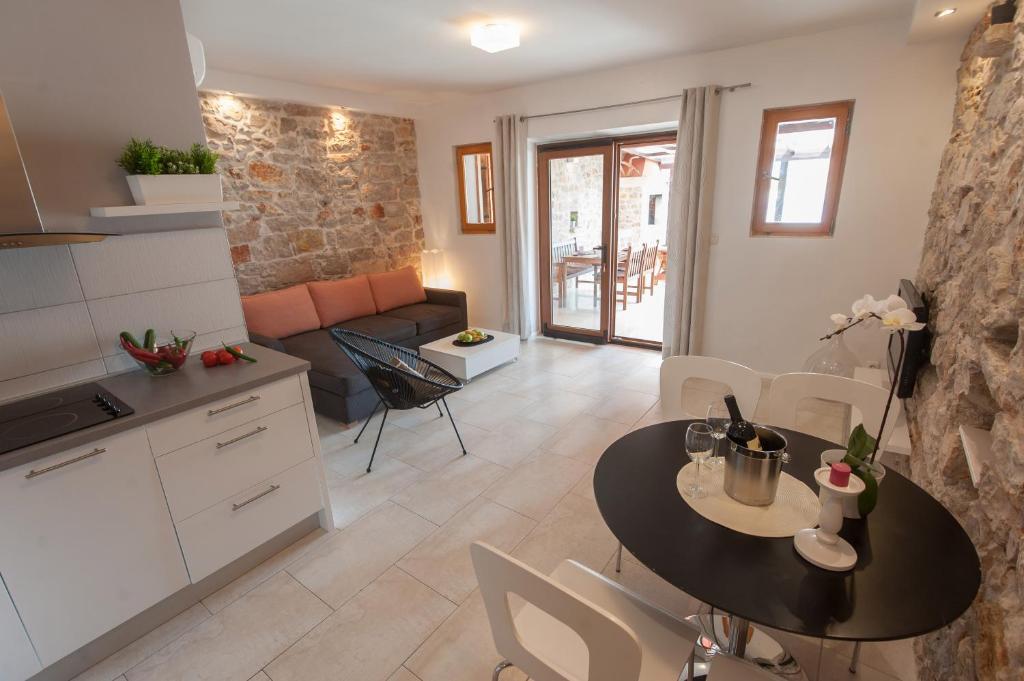 Apartmani Ivanov Poljana photo 3