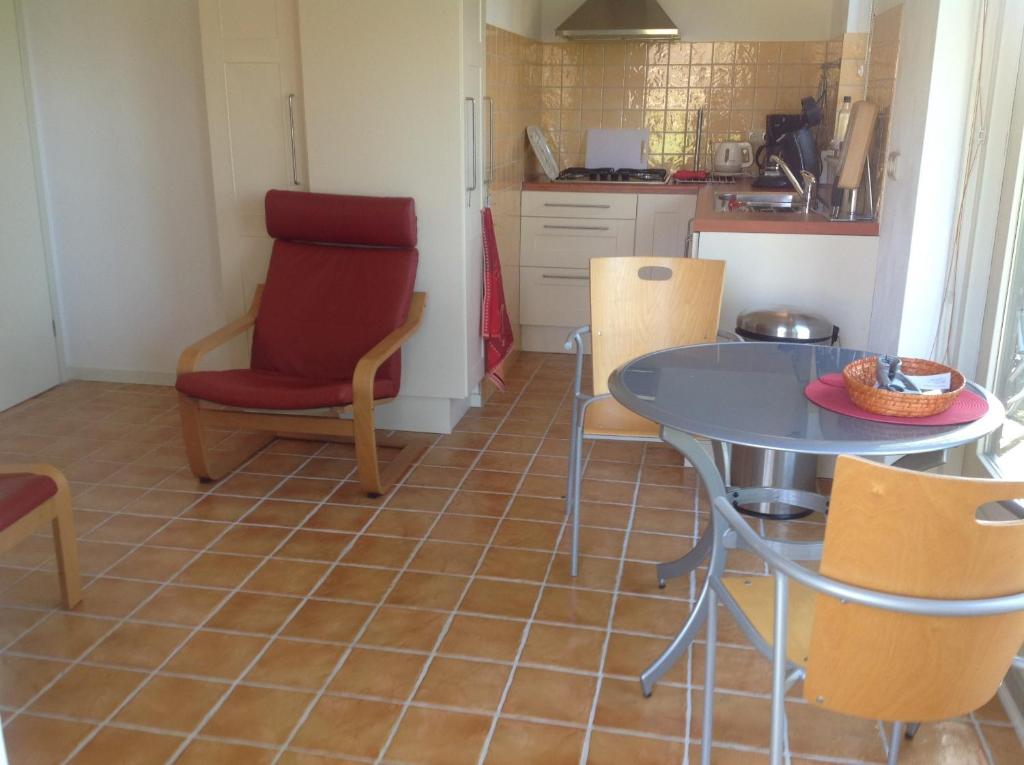 Beeldend Buiten photo 2