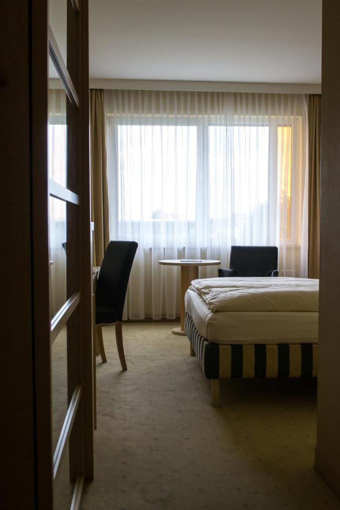 Одноместный (Улучшенный одноместный номер), relexa Hotel Ratingen City