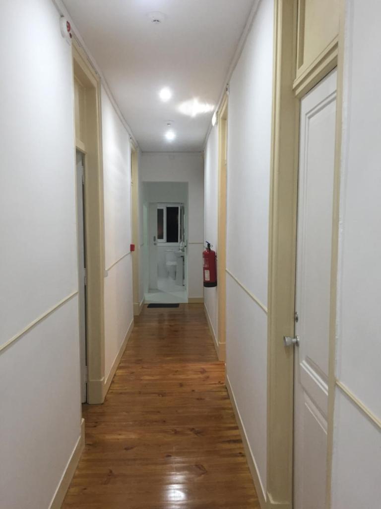 Одноместный (Одноместный номер с общей ванной комнатой), Residência Almirante