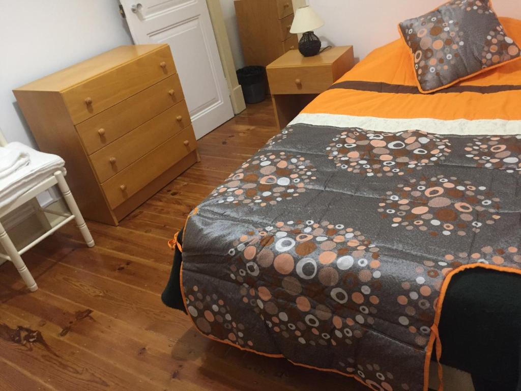 Двухместный (Двухместный номер с 2 отдельными кроватями и общей ванной комнатой), Residência Almirante