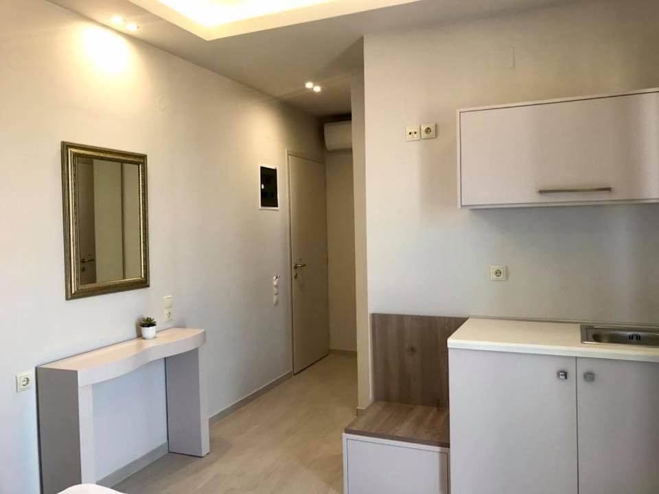Levante Sea View Studios photo 4