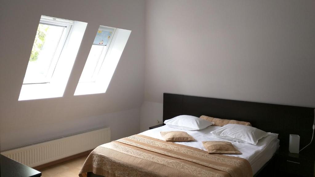 Апартаменты (Апартаменты с 2 спальнями), Hotel Silvia Apart Sinaia