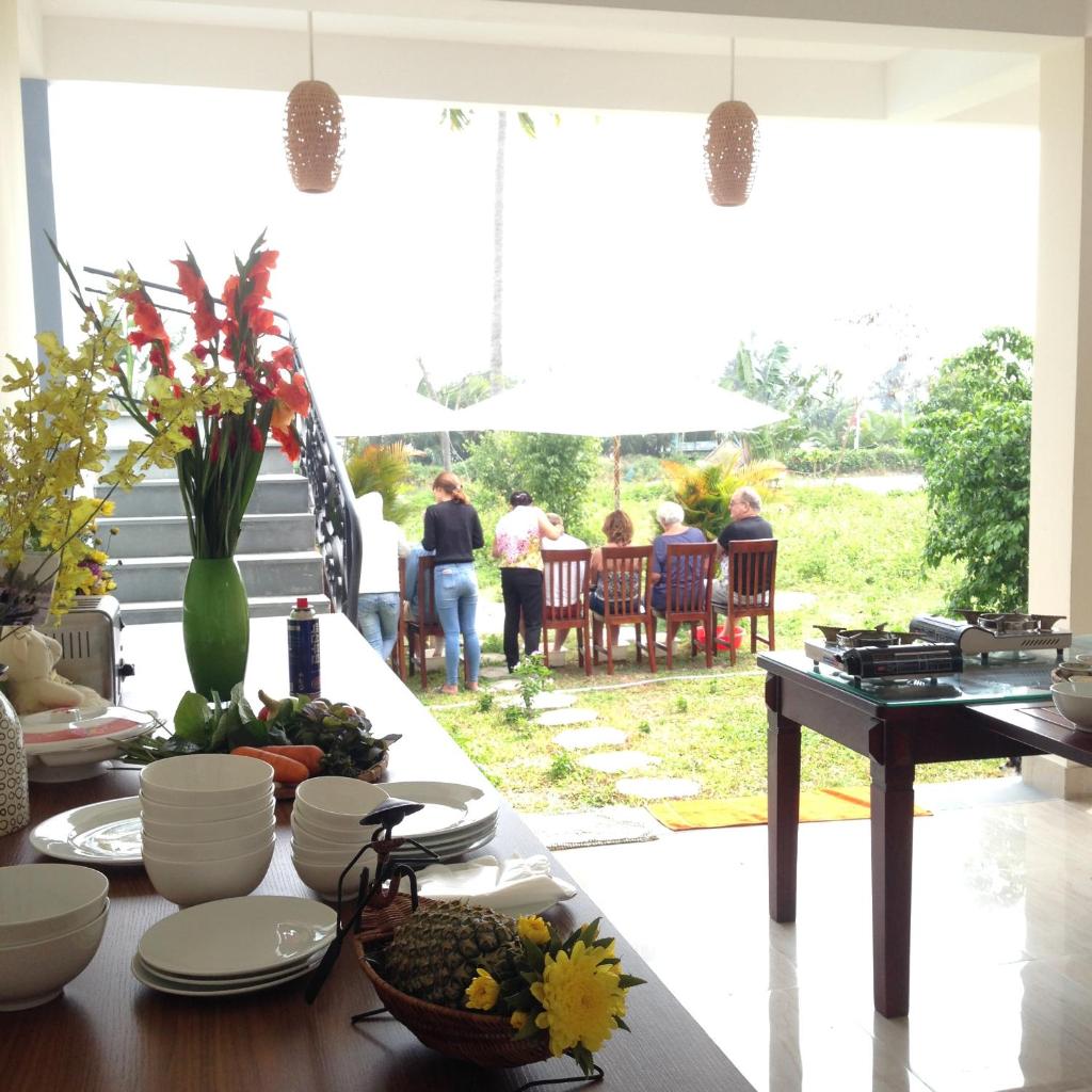 The Moon River Homestay & Villa