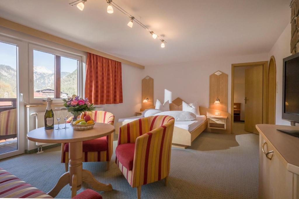 Четырехместный (Четырехместный номер), Hotel-Pension Enzian