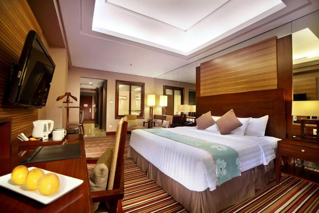 Aston Samarinda Hotel & Convention Center - Tap to explore photos