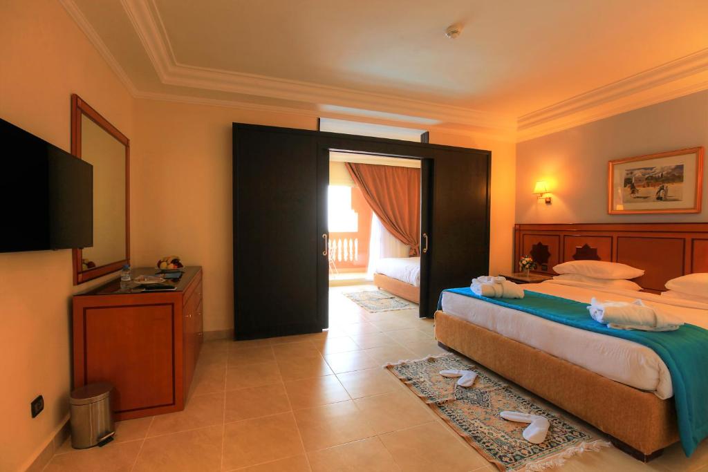 Семейный (Семейный номер с видом на бассейн), Labranda Aqua Fun Club Marrakech