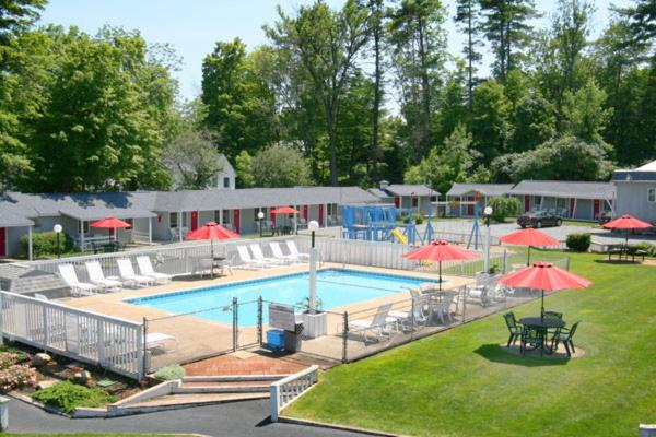 Barberry Court Motel image