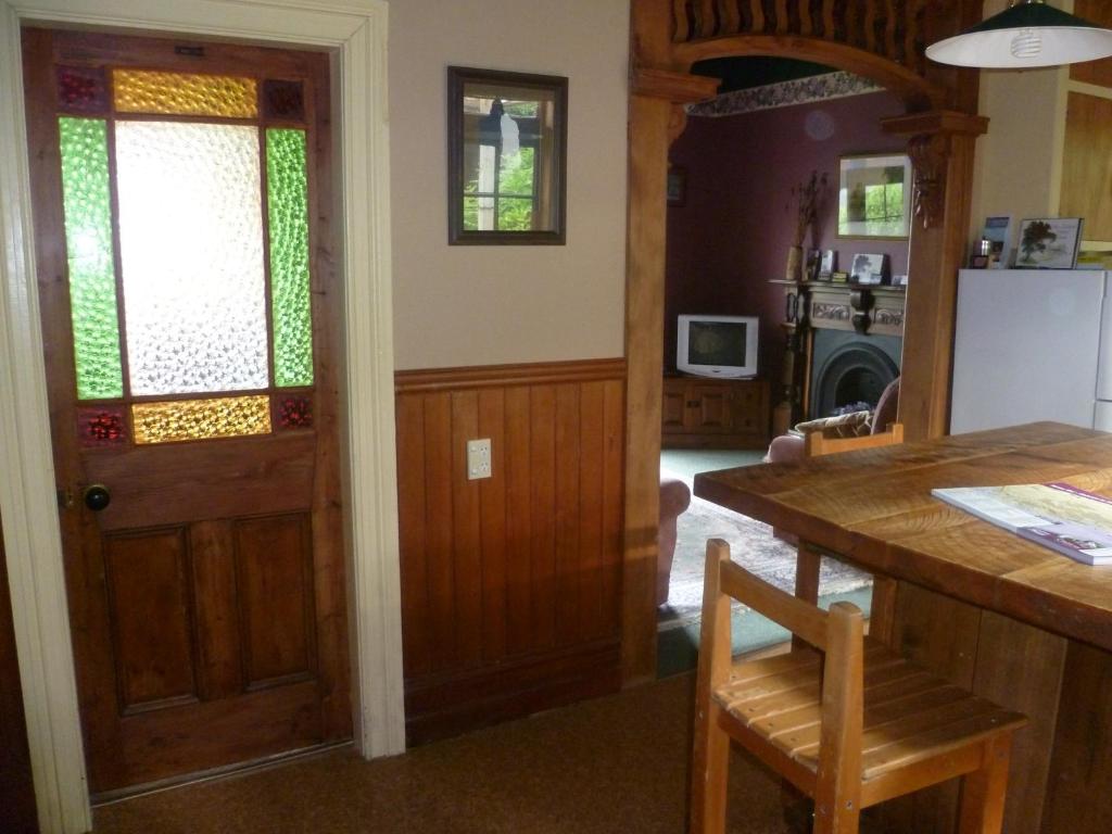 Hilltop Accommodation Catlins photo 2