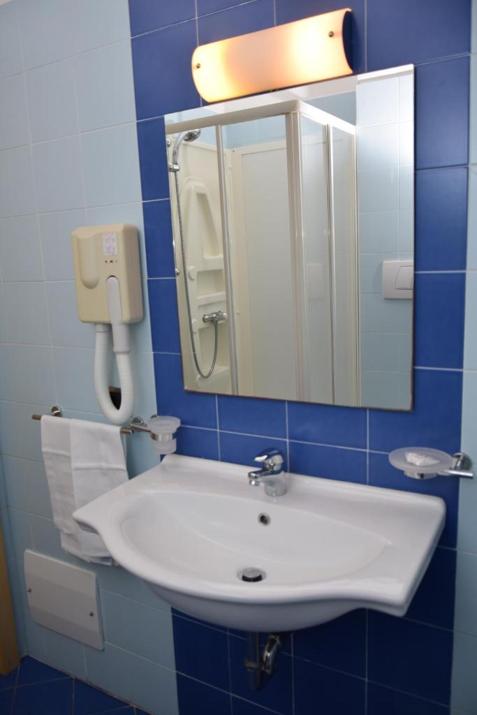 Hotel Antares photo 4