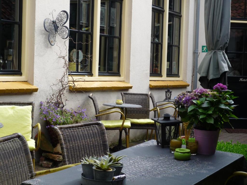 Hotel Hanzestadslogement De Leeuw in het centrum, Snoepwinkel, Hanzemuseum, Koffieschenkerij met Binnenplaats, Kamers met keukentje en Ontbijtservice photo 4