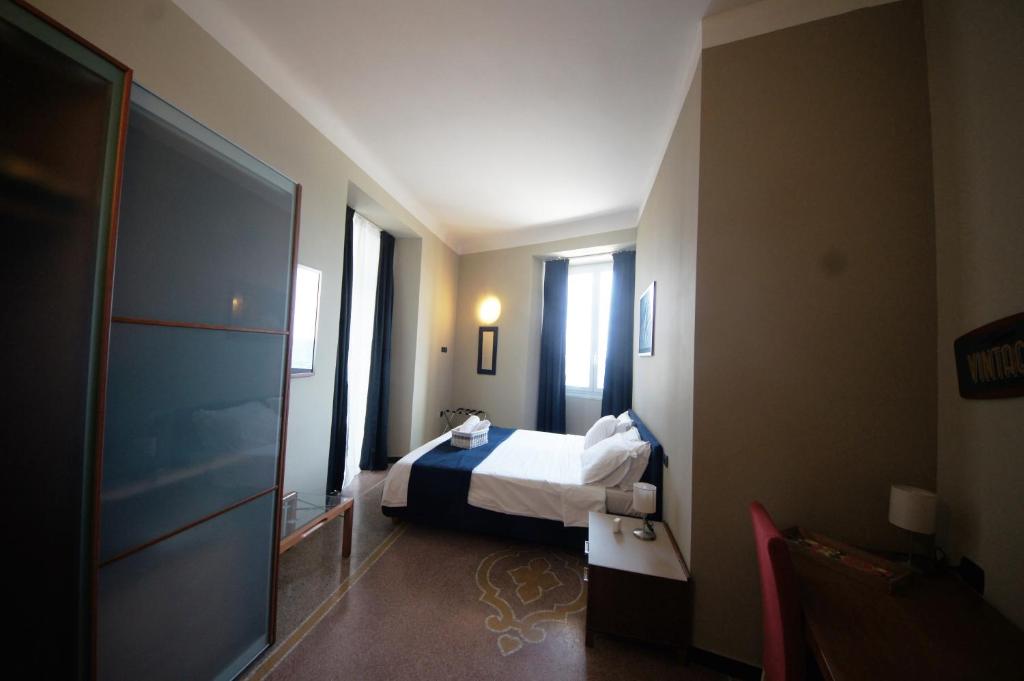 Luna Rooms photo 4